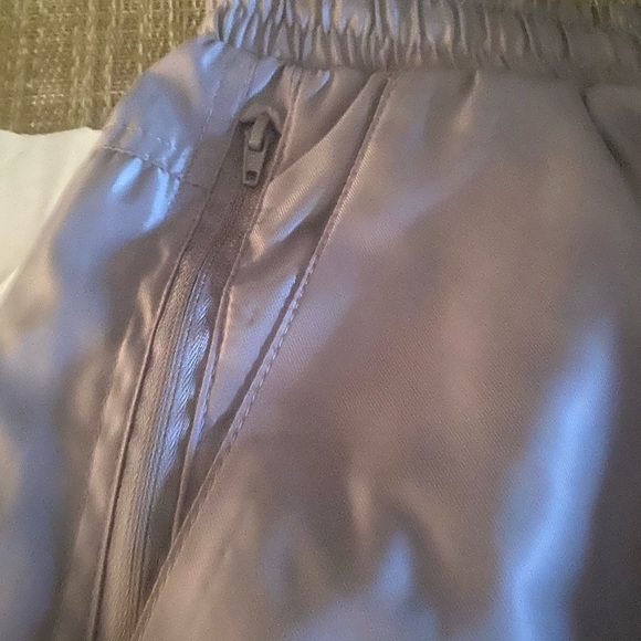 Maison Article is the brand name. Size M Hybrid casual walking or sport shorts. - Picture 6 of 8